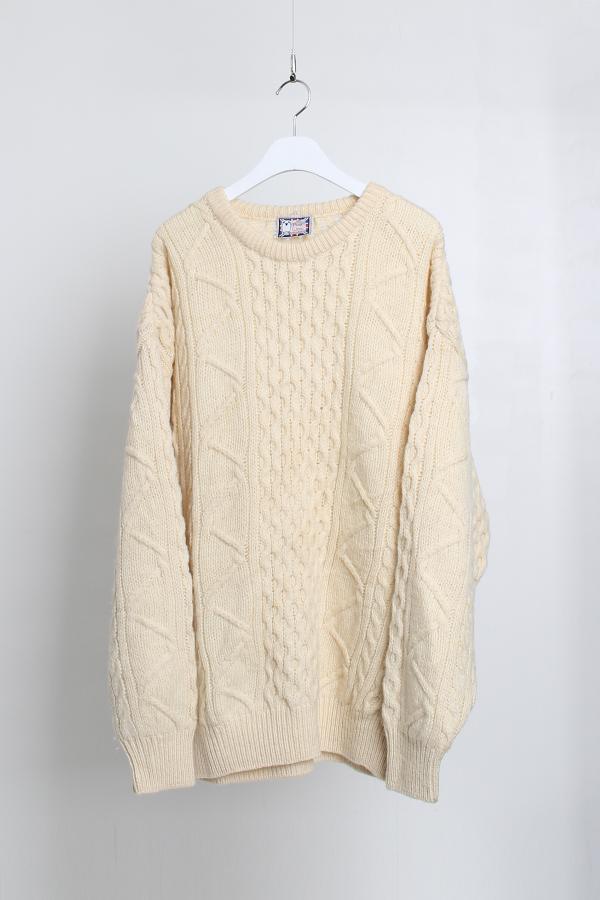 pre owned cable knit(made in england)