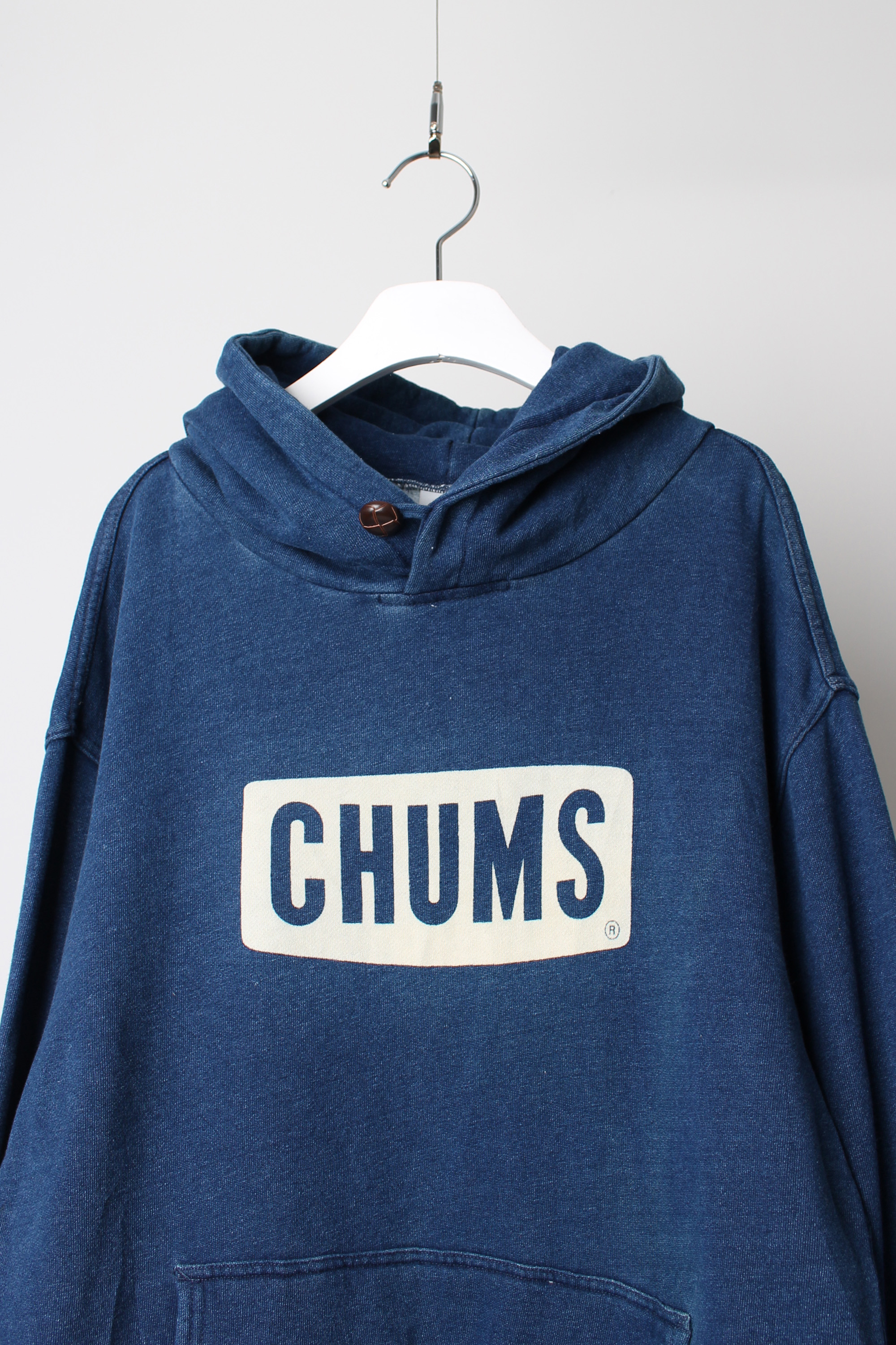 CHUMS hoodie