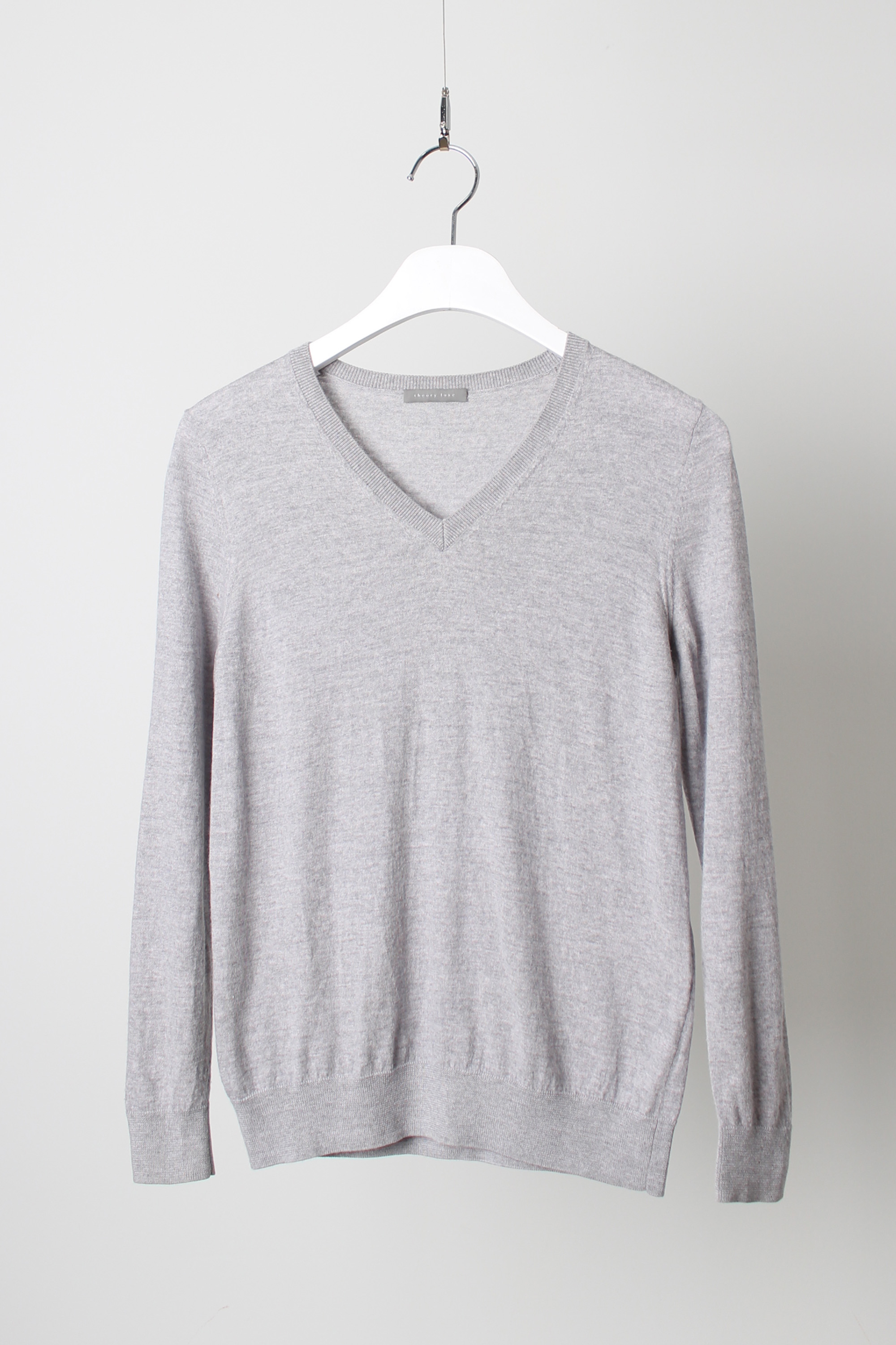 Theory luxe v neck knit