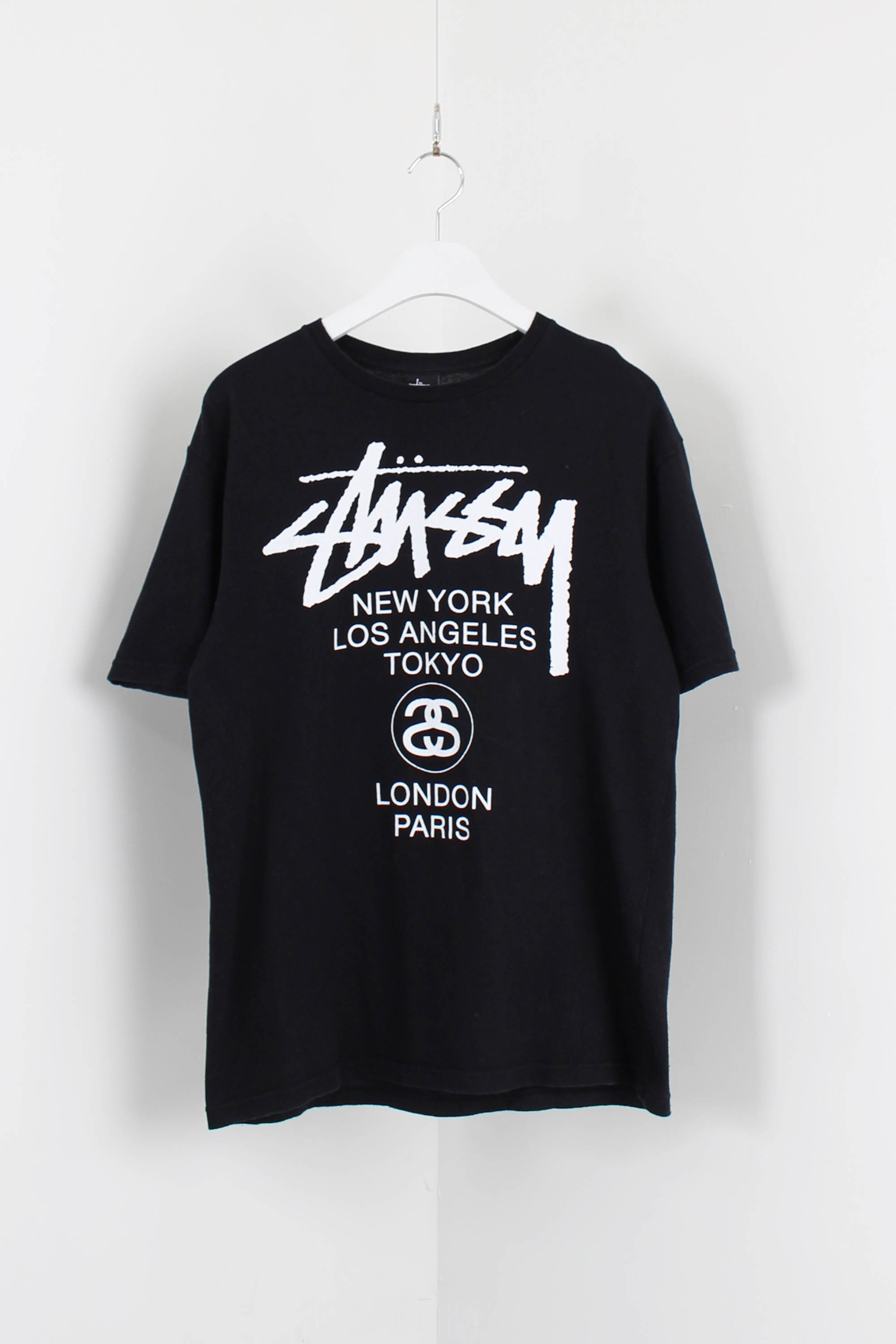 STUSSY world tour t-shirt