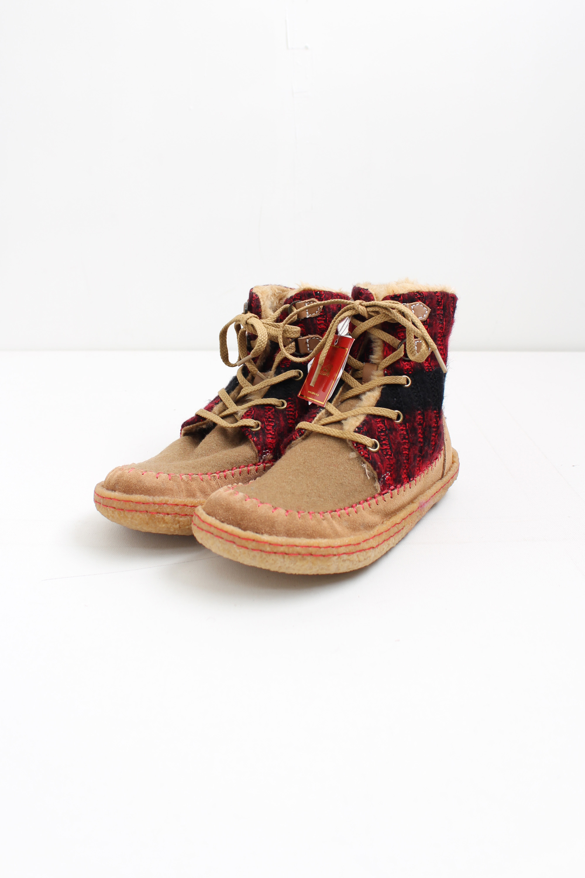 INDIAN native boots