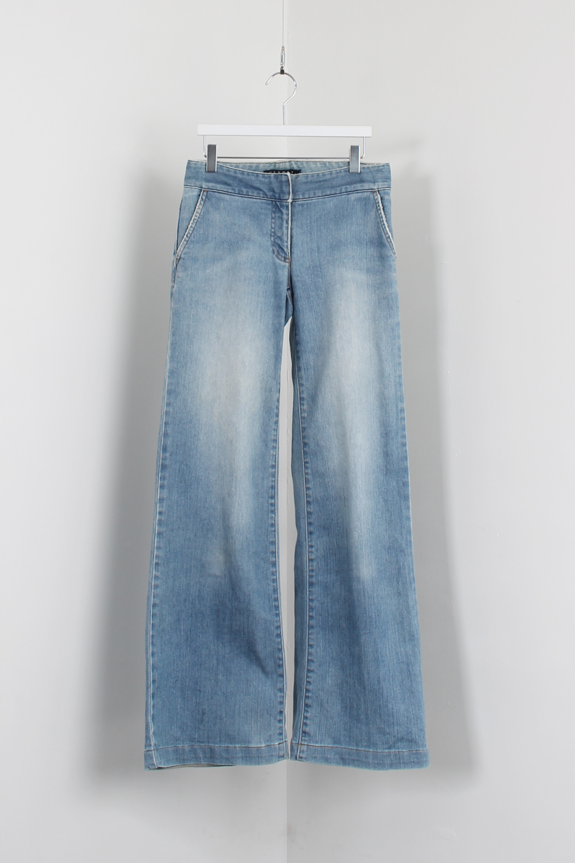 Theory Low Rise boot cut jean