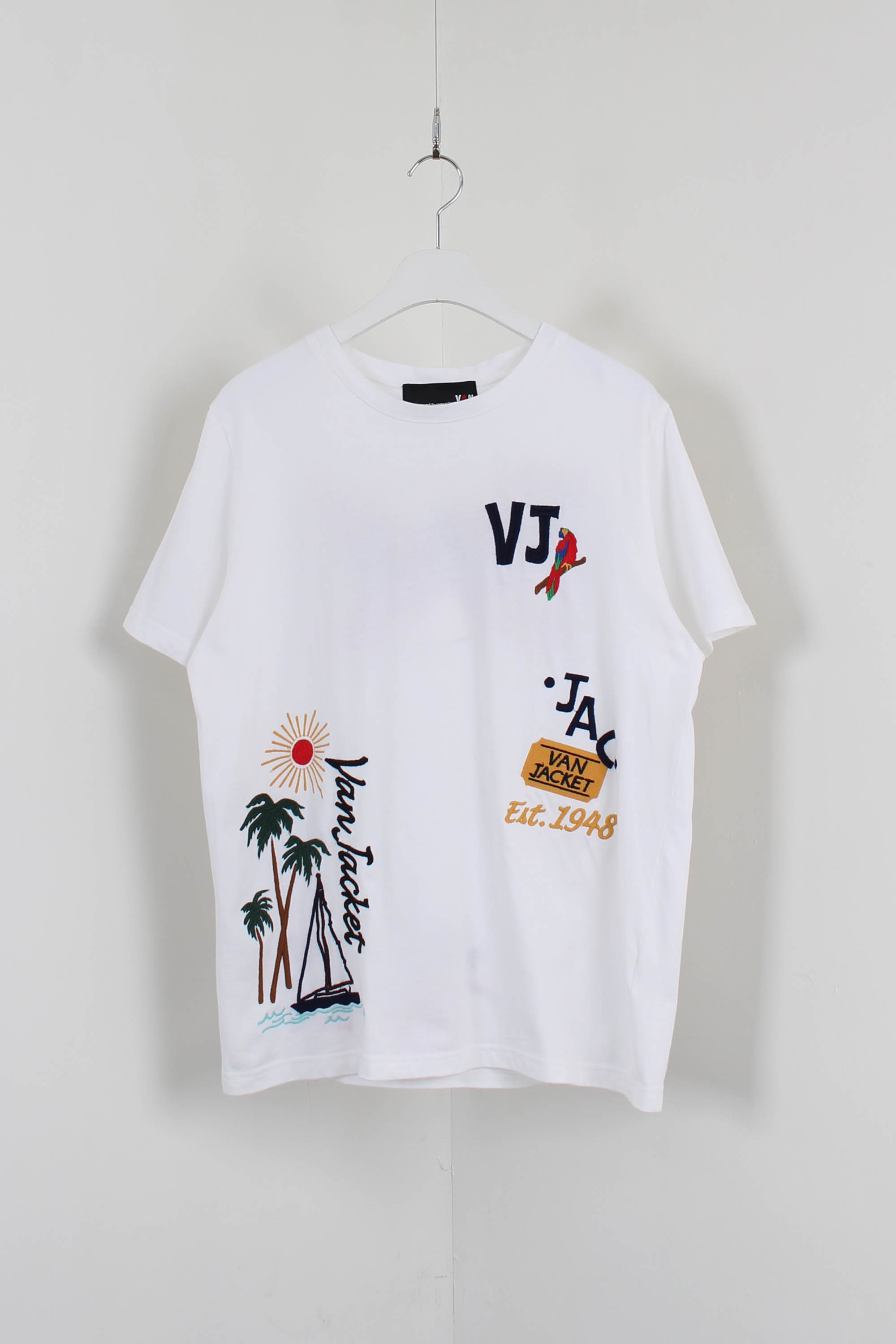 VAN jac embroidery t-shirt