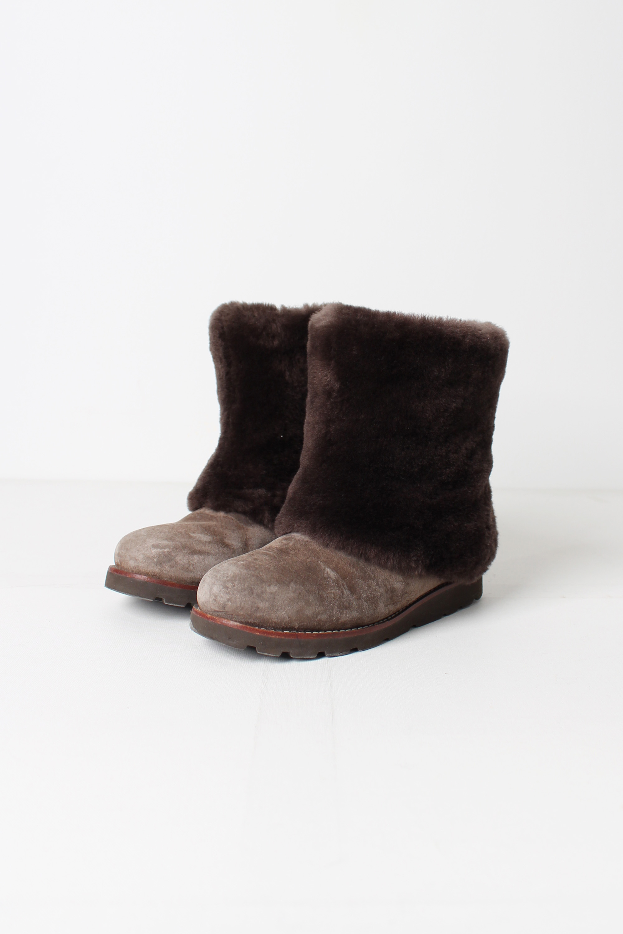 UGG mouton boots