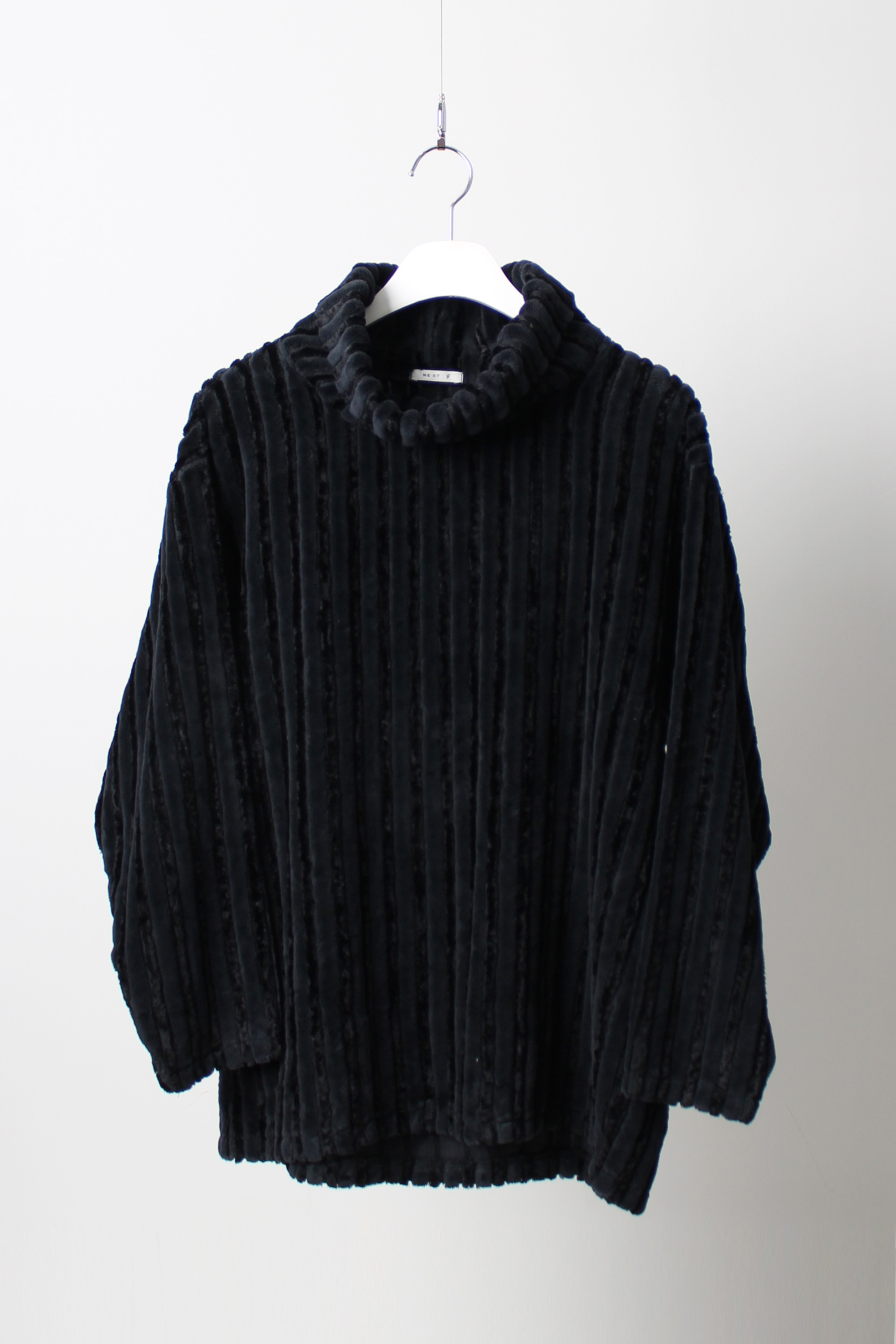 pre owned high neck knitwear