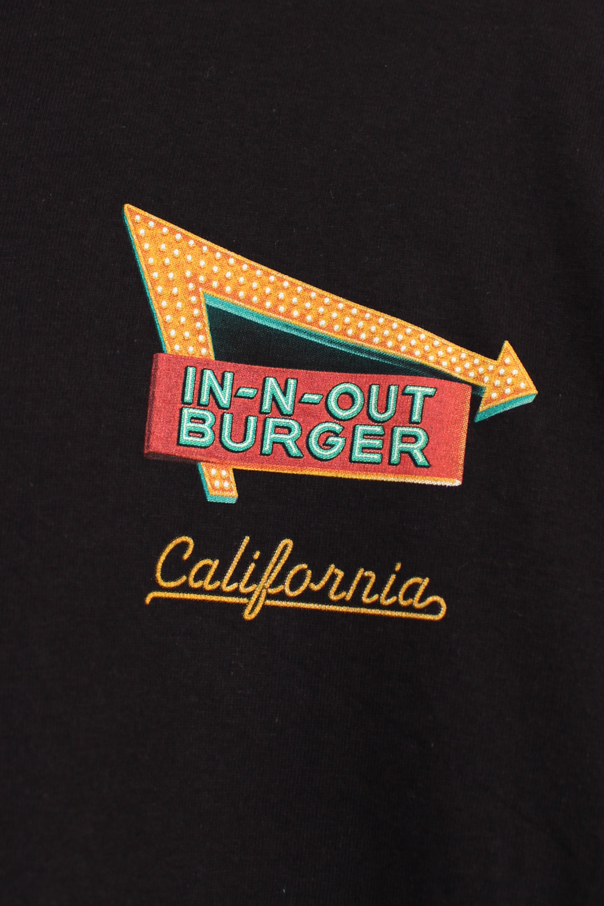 IN-N-OUT BURGER t- shirt