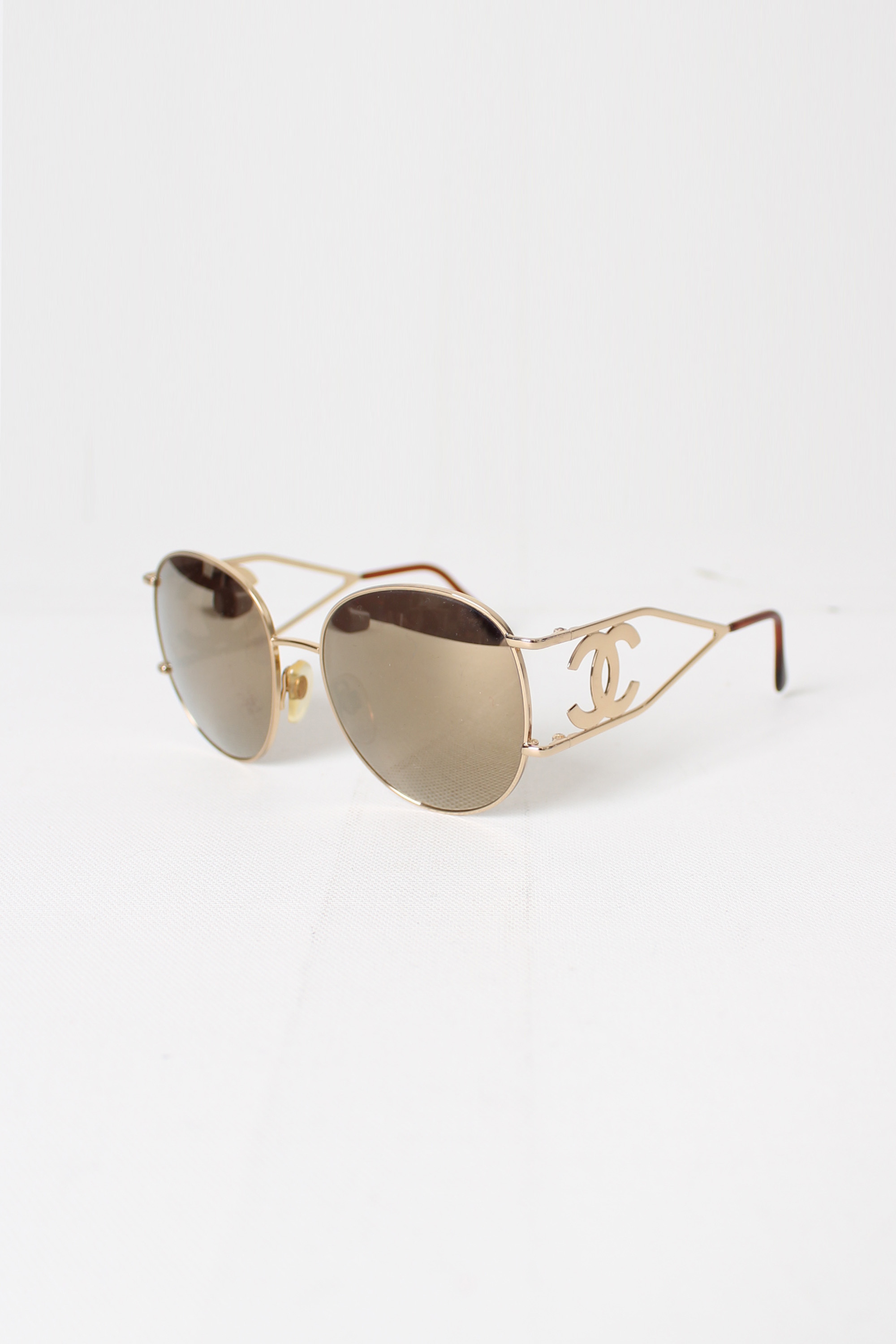 CHANEL Gold Frame Sunglasses